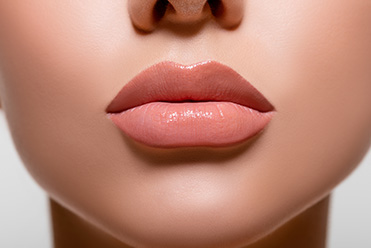repulper lèvres par la médecine esthétique